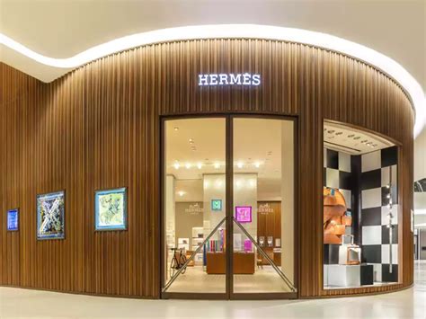 Hermes store finder